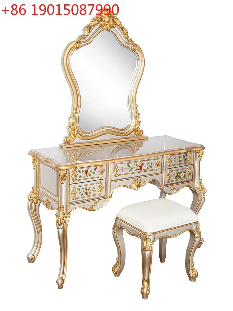 European-style engraved painted paint luxury high-end bedroom with mirror dresser small apartment
European-style engraved painted paint luxury high-end bedroom with mirror dresser small apartment