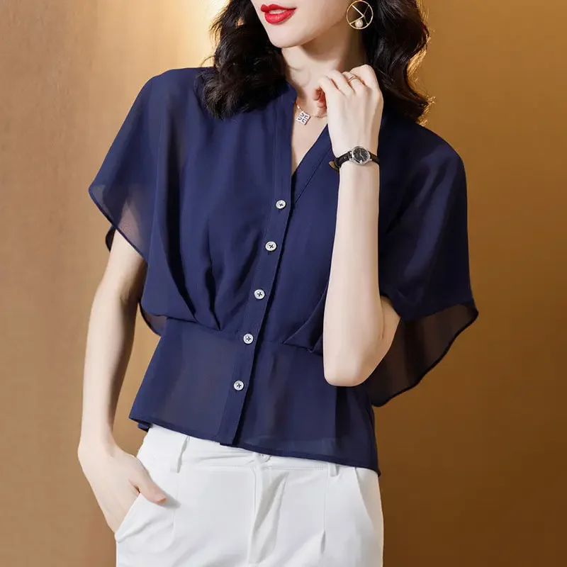 Fashion V-Neck Flare Sleeve Summer Button Chiffon Shirt Loose Casual Solid Color Short Sleeve Female Commute Blouse Shirts
Fashion V-Neck Flare Sleeve Summer Button Chiffon Shirt Loose Casual Solid Color Short Sleeve Female Commute Blouse Shirts