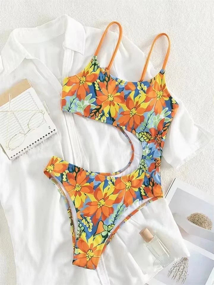 Floral Bikini Sling Swimsuit Side High Cut Y2K Print Monokini Vacation Swimwear Women One-piece Tropical Beach Swim Bathing Suit
Floral Bikini Sling Swimsuit Side High Cut Y2K Print Monokini Vacation Swimwear Women One-piece Tropical Beach Swim Bathing Suit