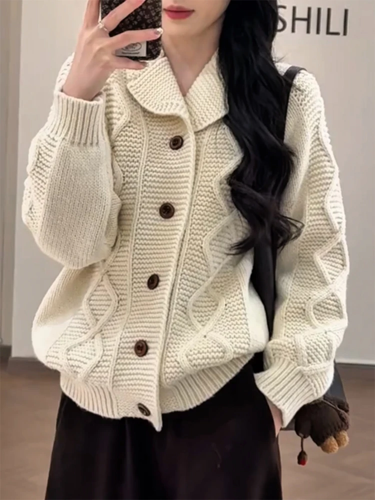 Корейский вязаный кардиган с цветочным узором и воротником-косичкой, осенне-зимний, больших размеров, универсальный, омолаживающий топ для женщин
Корейский вязаный кардиган с цветочным узором и воротником-косичкой, осенне-зимний, больших размеров, универсальный, омолаживающий топ для женщин