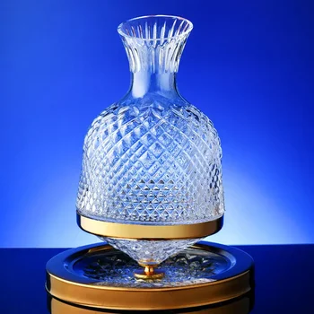 Creative tumbler grape decanter home light luxury crystal rotating gyroscope fast decanter Crystal glass mug