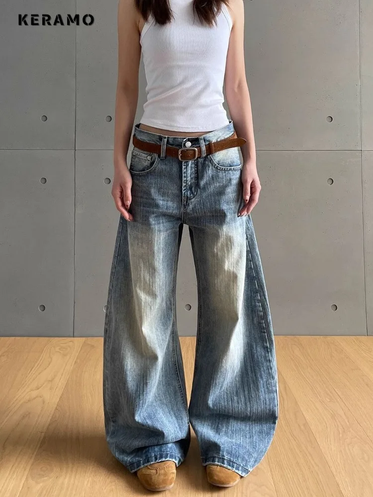 Vintage Y2K Harajuku Eclectic Waif Jeans For Women Grunge Casual 2000s Pants American Street Washed Pockets Denim Trouser
Vintage Y2K Harajuku Eclectic Waif Jeans For Women Grunge Casual 2000s Pants American Street Washed Pockets Denim Trouser