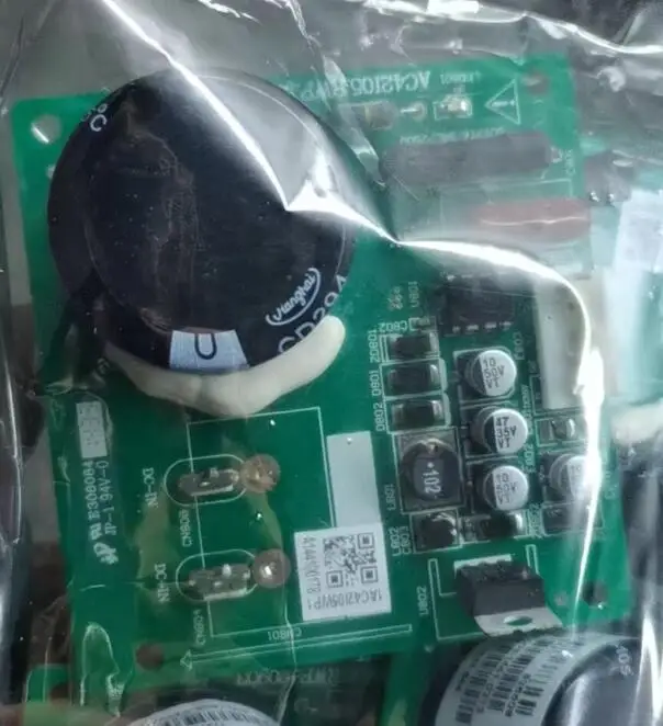 New AC42I05.RWP. 120903 836608 Fan board DC motor driver board start module AC42I05
New AC42I05.RWP. 120903 836608 Fan board DC motor driver board start module AC42I05