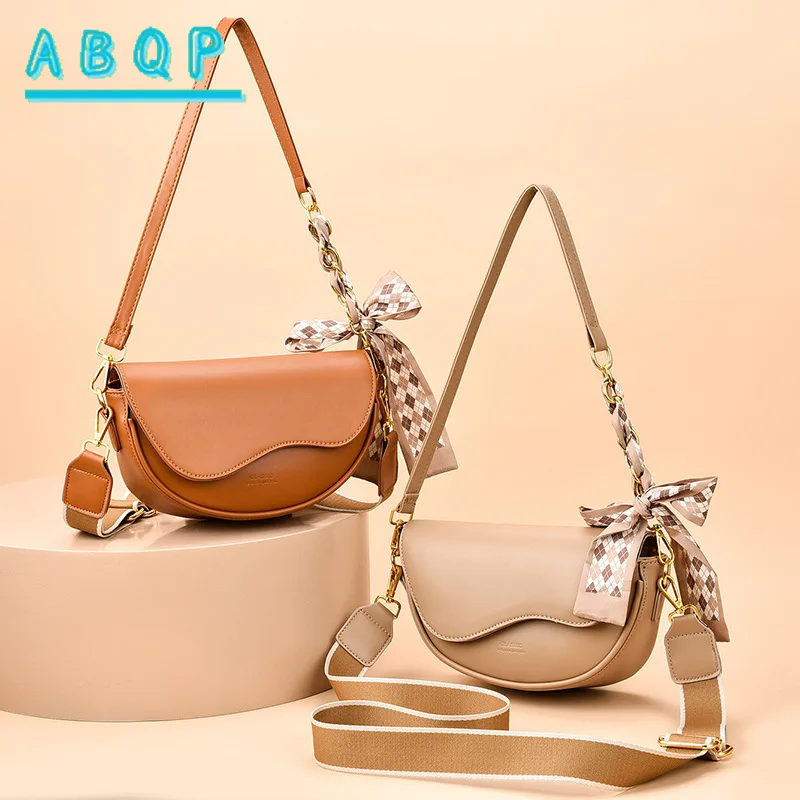 New Women's Shoulder Bag Luxury Brand Fashion Trend Women's Handbag PU Large Capacity Casual Women's Bag High Quality
New Women's Shoulder Bag Luxury Brand Fashion Trend Women's Handbag PU Large Capacity Casual Women's Bag High Quality