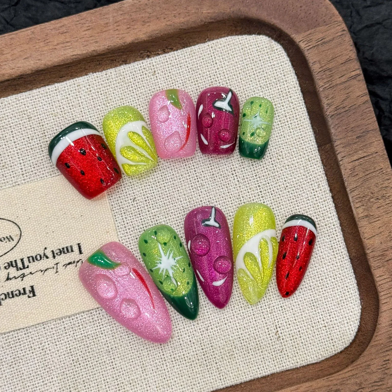 10pcs Summer Handmade False Nails Colorful Painted Fruit Cat's Eye Press On Nails Little Fresh Detachable Fake Nail DIY Manicure
10pcs Summer Handmade False Nails Colorful Painted Fruit Cat's Eye Press On Nails Little Fresh Detachable Fake Nail DIY Manicure