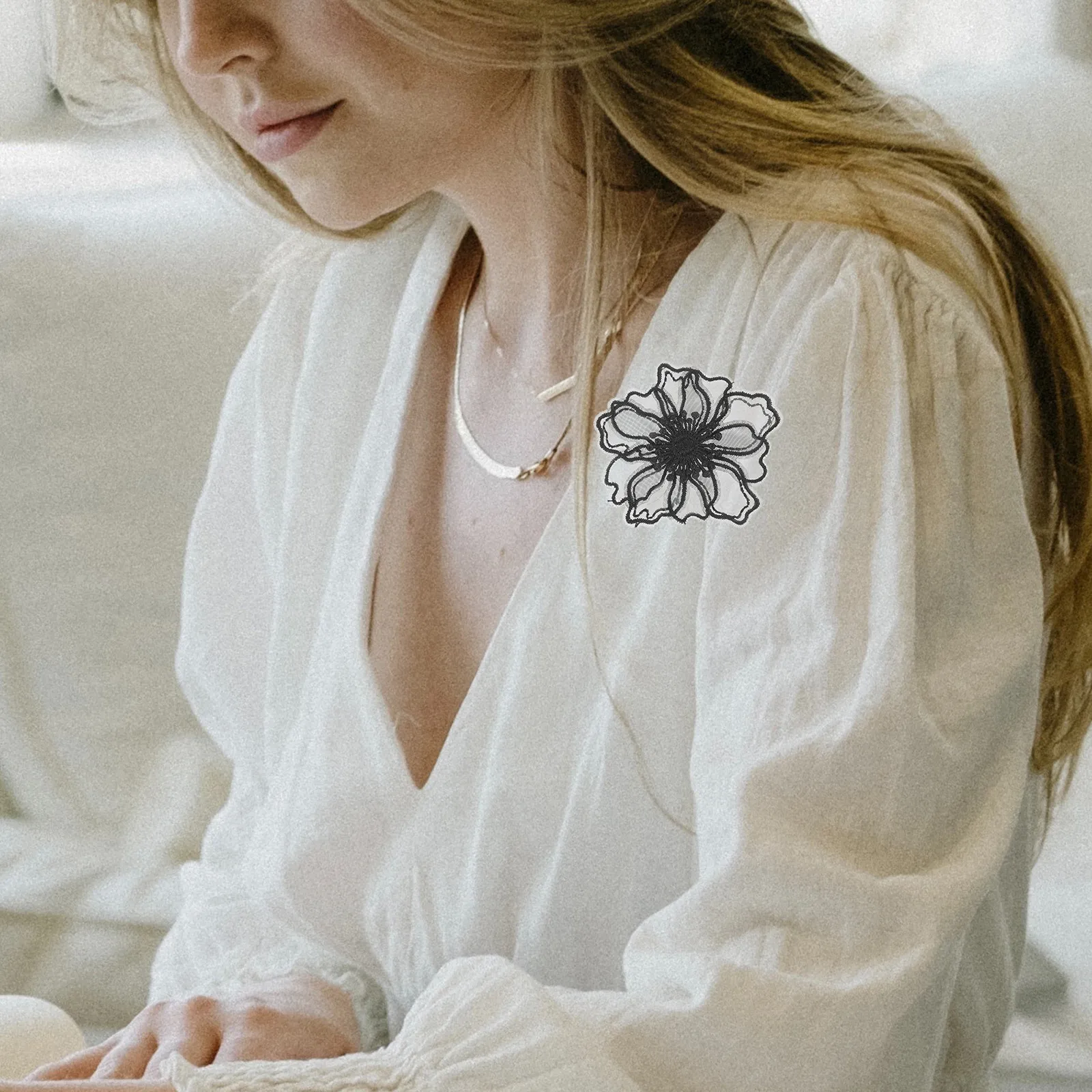 10 шт. ярких, устойчивых к выцветанию кружевных нашивок с цветочной вышивкой для ремонта одежды, декора, аксессуаров для костюмов, пришивных элементов для рукоделия
10 шт. ярких, устойчивых к выцветанию кружевных нашивок с цветочной вышивкой для ремонта одежды, декора, аксессуаров для костюмов, пришивных элементов для рукоделия