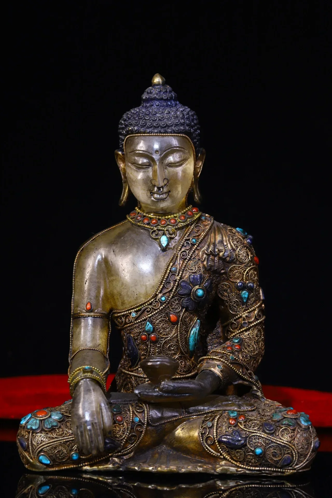 9"Tibetan Temple Collection Old Natural Crystal Mosaic Gem Turquoise Shakyamuni Buddha Medicine Buddha Sitting Buddha Enshrine
9"Tibetan Temple Collection Old Natural Crystal Mosaic Gem Turquoise Shakyamuni Buddha Medicine Buddha Sitting Buddha Enshrine