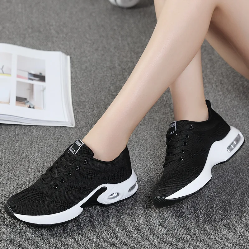 GIOIO Cross border casual large size women's shoes Student air cushion casual running shoes Flying woven sports shoes Women
GIOIO Cross border casual large size women's shoes Student air cushion casual running shoes Flying woven sports shoes Women