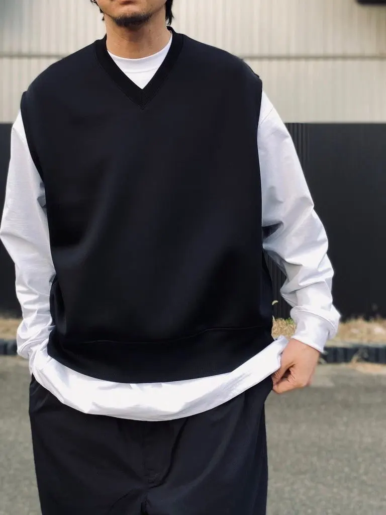 26SS DW39TECH SCUBA KNIT Soft Lightweight Versatile Double-Sided Knitted Outdoor Men's Vest Trendy V-Ne Regular Length
26SS DW39TECH SCUBA KNIT Soft Lightweight Versatile Double-Sided Knitted Outdoor Men's Vest Trendy V-Ne Regular Length