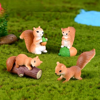 4/5Pcs Mini Squirrel Family Figurines Mini Forest Realistic Animal Miniature Fairy Garden Gnome Moss Gift Garden Decoration