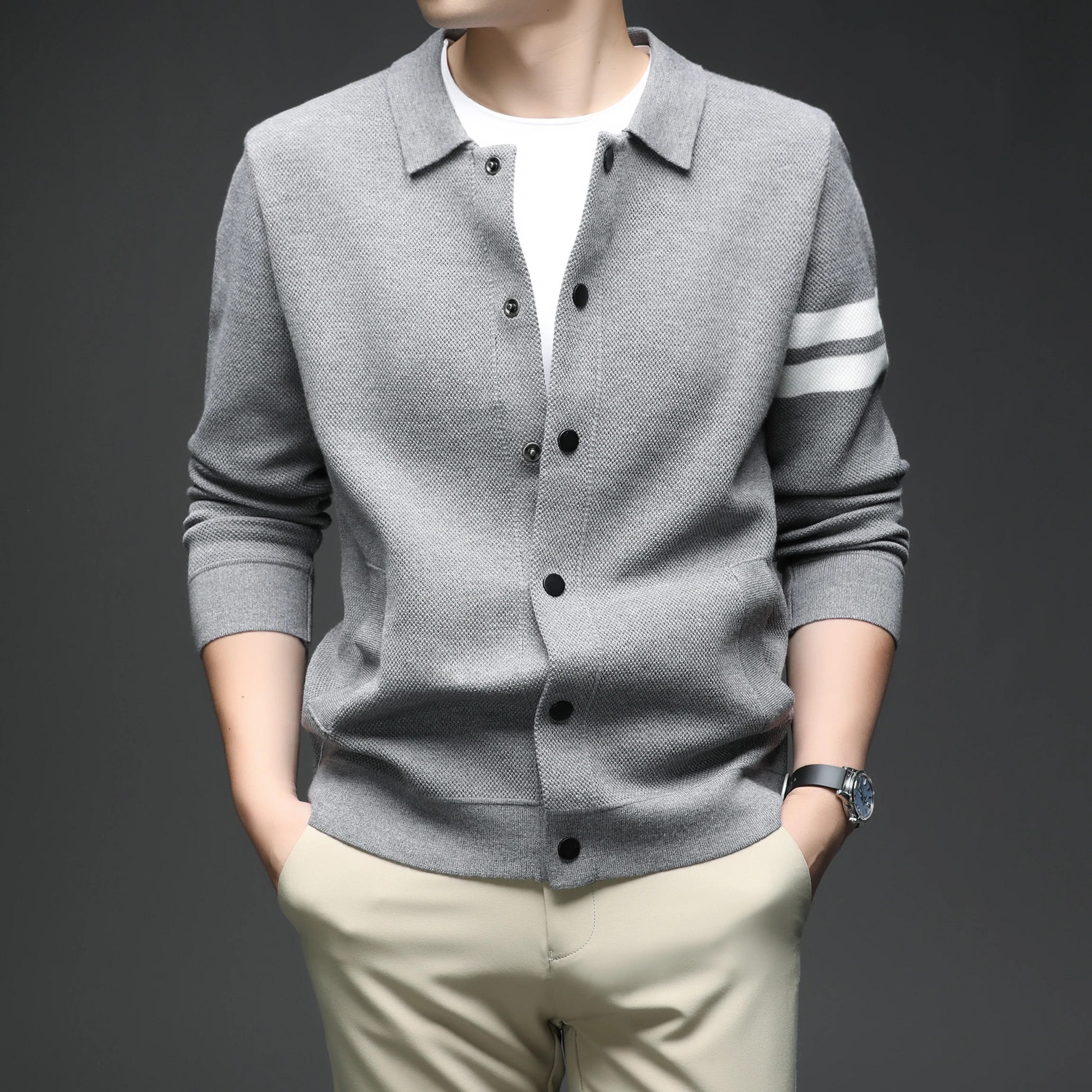 Men's knitted cardigan collar autumn and winter men's sweater fashion versatile leading sweater jacket
Men's knitted cardigan collar autumn and winter men's sweater fashion versatile leading sweater jacket