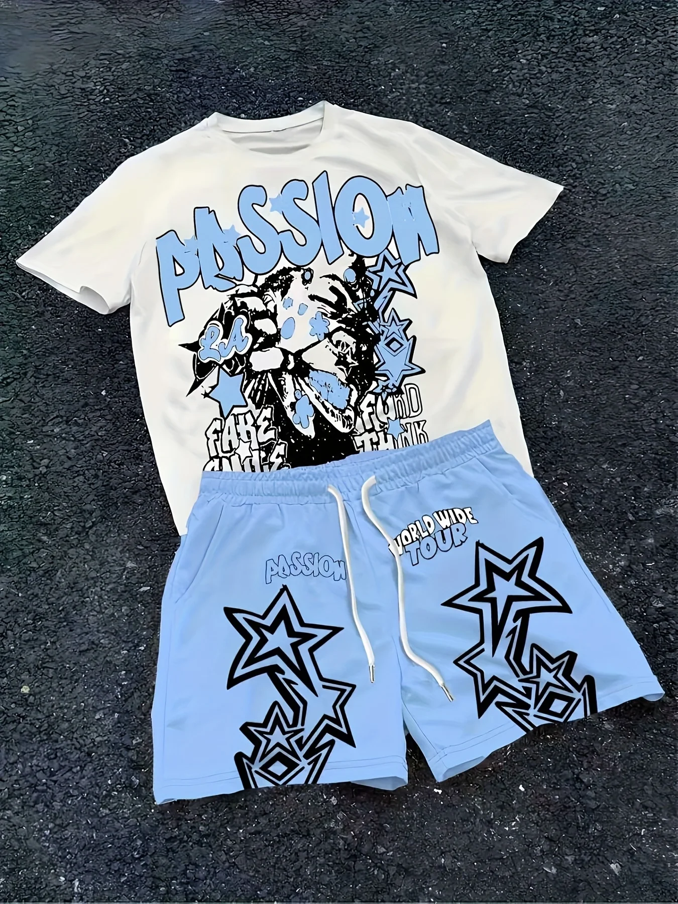 The 2026 summer new men's short-sleeved suit features 3D trendy letter print with a casual street style that is fashionable
The 2026 summer new men's short-sleeved suit features 3D trendy letter print with a casual street style that is fashionable