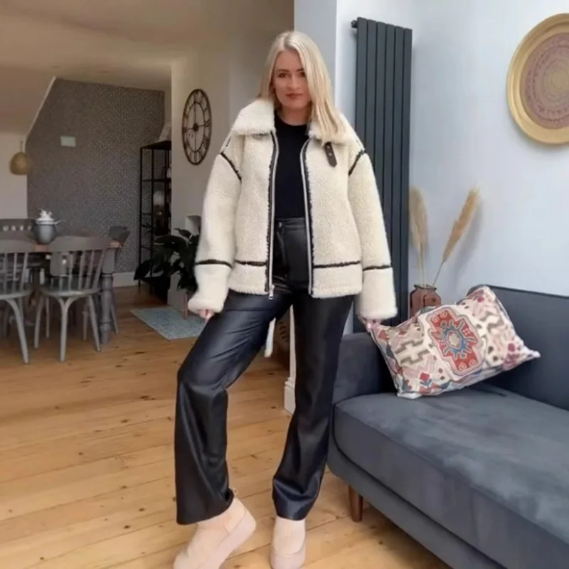 Jacket Coat with Fur Integration2025 Autumn New Women's European and American Style Artificial Fur Effect Motorcycle
Jacket Coat with Fur Integration2025 Autumn New Women's European and American Style Artificial Fur Effect Motorcycle