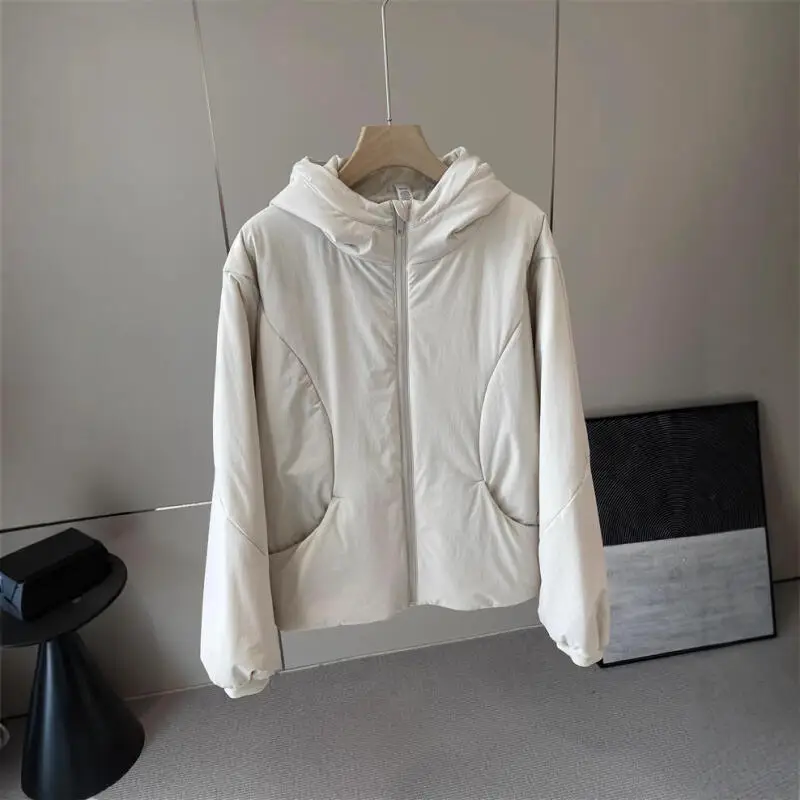 Корейская версия, хлопковая стеганая куртка для девочек, пуховая хлопковая куртка, утепленная женская утягивающая куртка-пуховик с капюшоном, теплое зимнее пальто
Корейская версия, хлопковая стеганая куртка для девочек, пуховая хлопковая куртка, утепленная женская утягивающая куртка-пуховик с капюшоном, теплое зимнее пальто