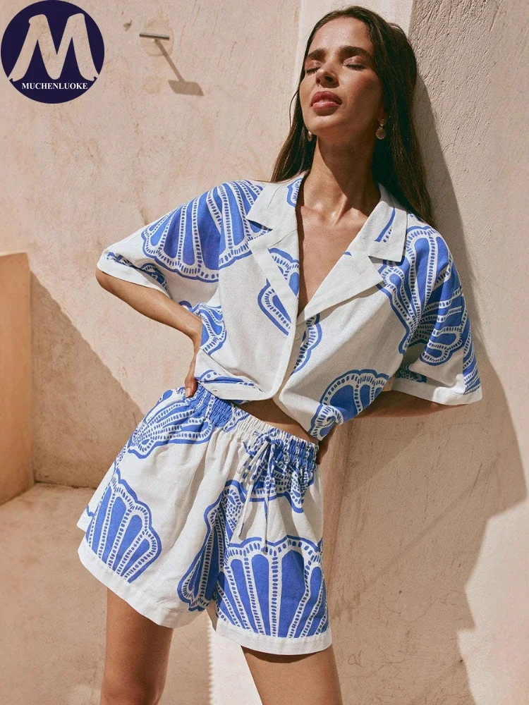 Женский комплект из 2 предметов, новинка лета 2025 года, топы с короткими рукавами и принтом, модные повседневные свободные короткие комплекты для пляжного отдыха
Женский комплект из 2 предметов, новинка лета 2025 года, топы с короткими рукавами и принтом, модные повседневные свободные короткие комплекты для пляжного отдыха
