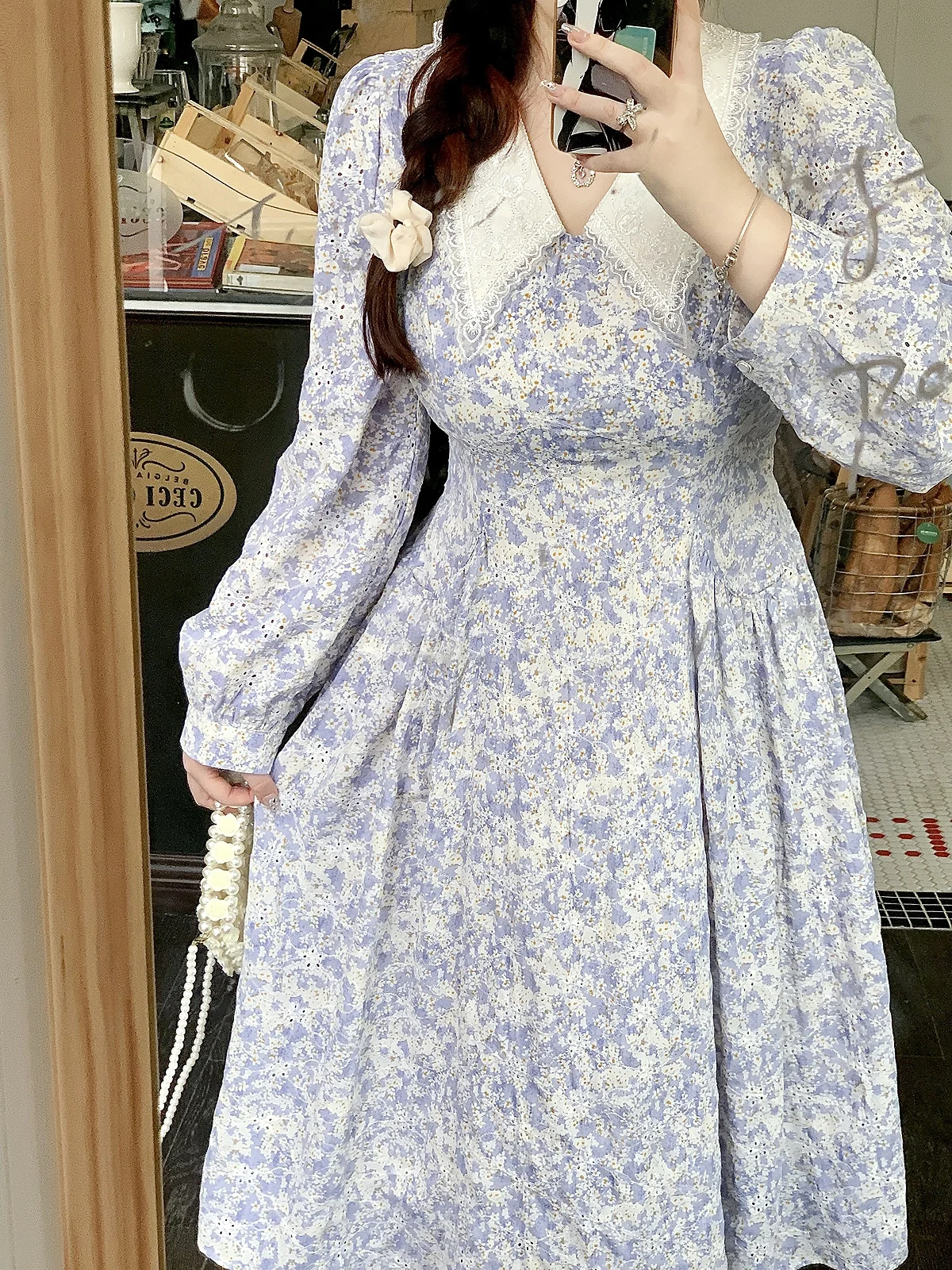 plus Size Floral Print Dress Slimming Waist High Waist Bubble Sleeve mid Length Commute Style Vintage Hollow out Embroidered ...
plus Size Floral Print Dress Slimming Waist High Waist Bubble Sleeve mid Length Commute Style Vintage Hollow out Embroidered ...