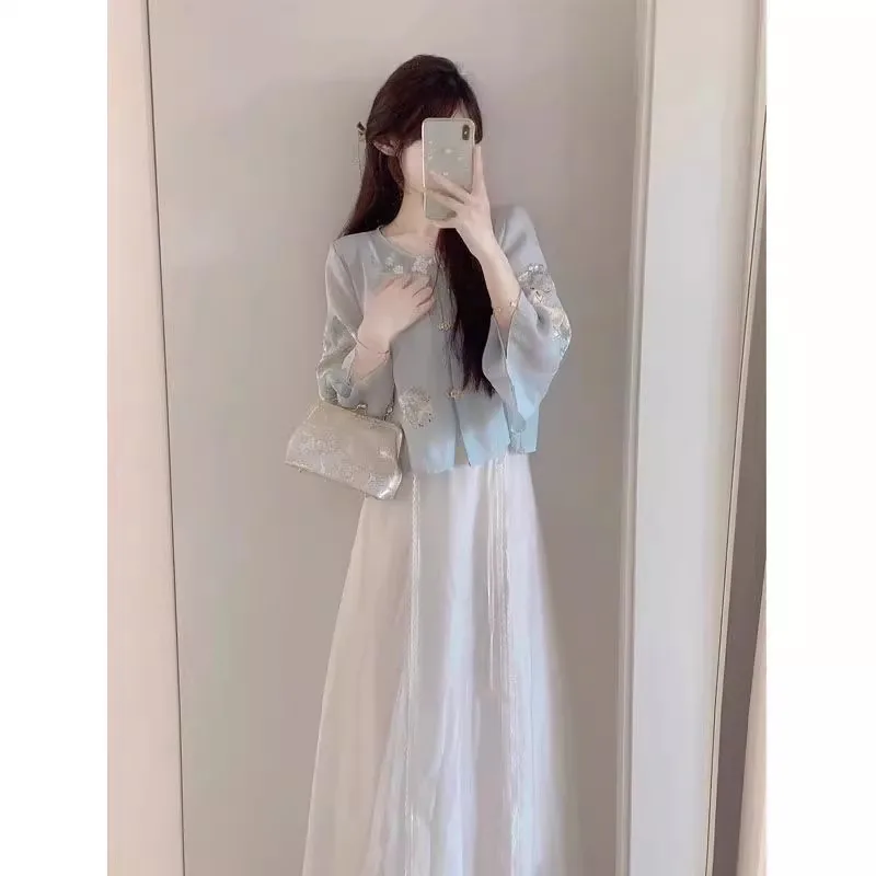 Summer 2024 Women's Fashion Hanfu Shirt And Skirt Set Sweet Design Half-length Skirt Matching Top Trendy Chinese Style
Summer 2024 Women's Fashion Hanfu Shirt And Skirt Set Sweet Design Half-length Skirt Matching Top Trendy Chinese Style