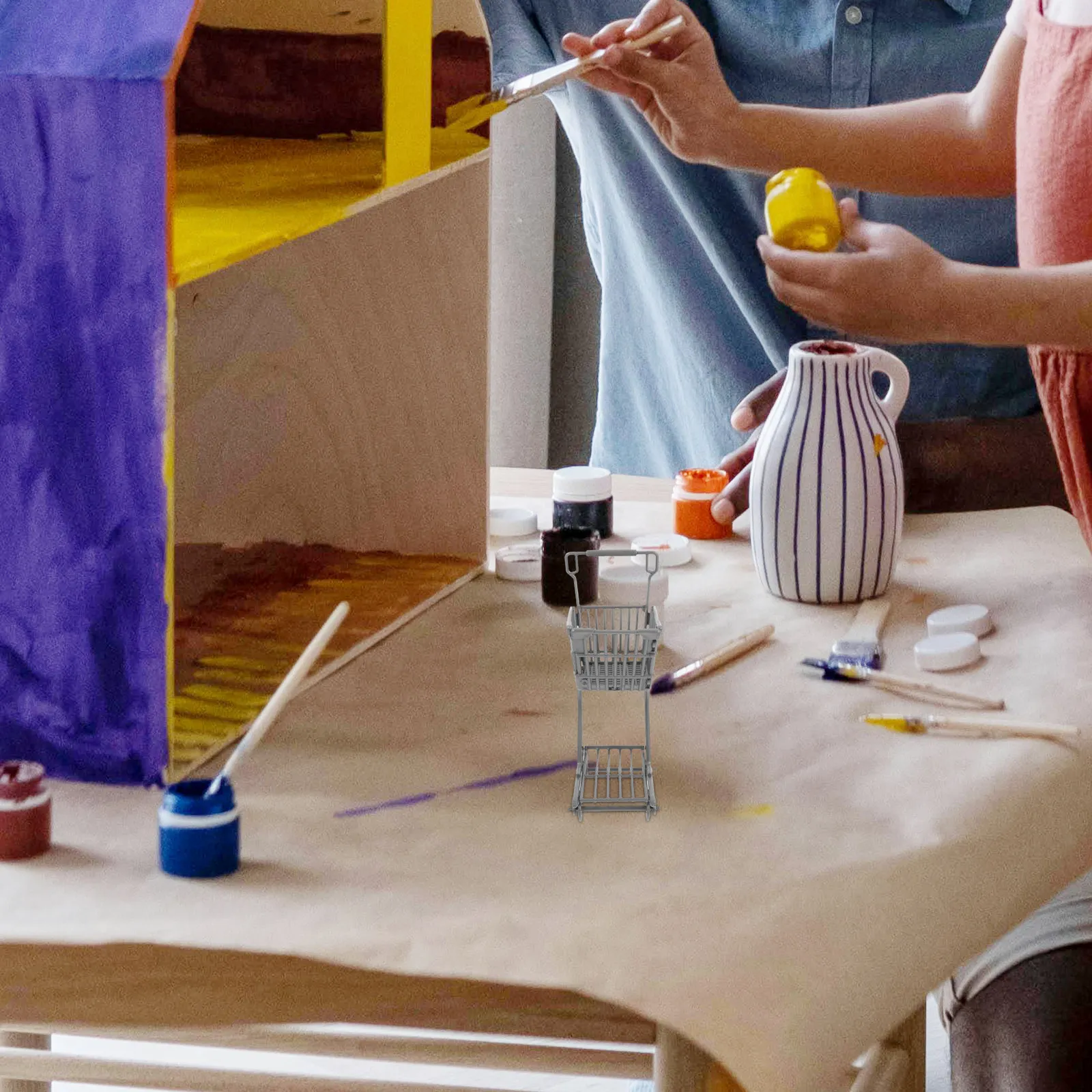 Мини-тележка для покупок для малышей, маленькая корзина с ручкой, игрушечная тележка для ролевых игр, детская тележка для игры в магазин, развивающая игрушка для ролевых игр
Мини-тележка для покупок для малышей, маленькая корзина с ручкой, игрушечная тележка для ролевых игр, детская тележка для игры в магазин, развивающая игрушка для ролевых игр