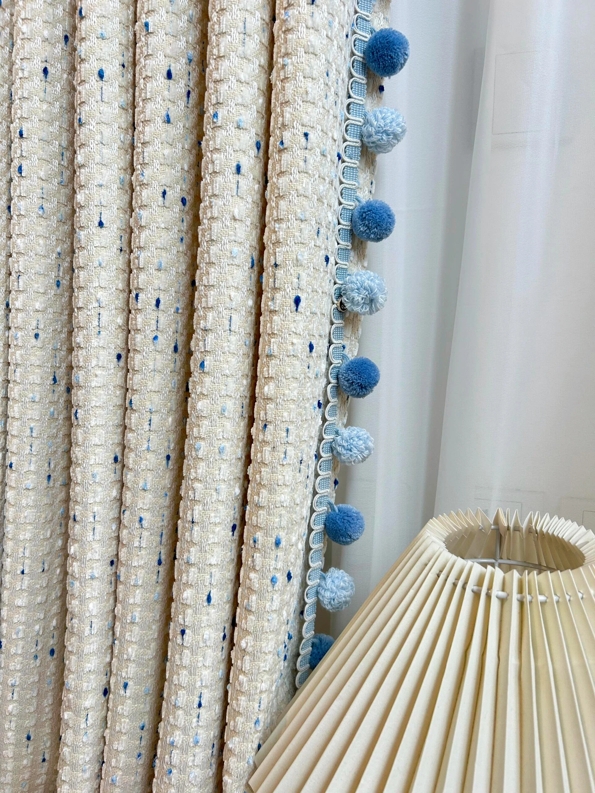 6M Curtain Sewing Tassel Fringe Trim Tassel Lace Accessory European Style Beaded Lace Trim Crafts Upholstery DIY
6M Curtain Sewing Tassel Fringe Trim Tassel Lace Accessory European Style Beaded Lace Trim Crafts Upholstery DIY