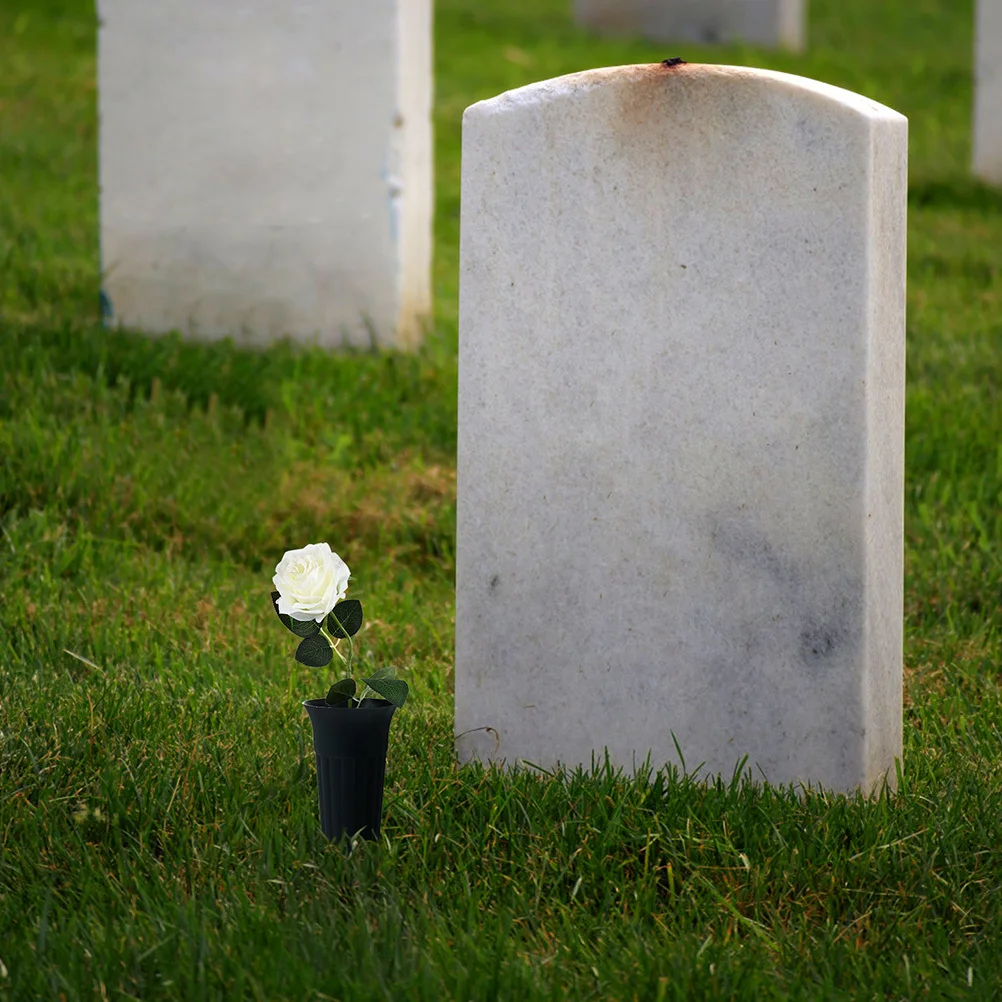 2Pcs Environmentally Safe Grave Cone Vases Portable Cemetery Flower Vase Multi Functional Lawn Insertion Practical Use
2Pcs Environmentally Safe Grave Cone Vases Portable Cemetery Flower Vase Multi Functional Lawn Insertion Practical Use