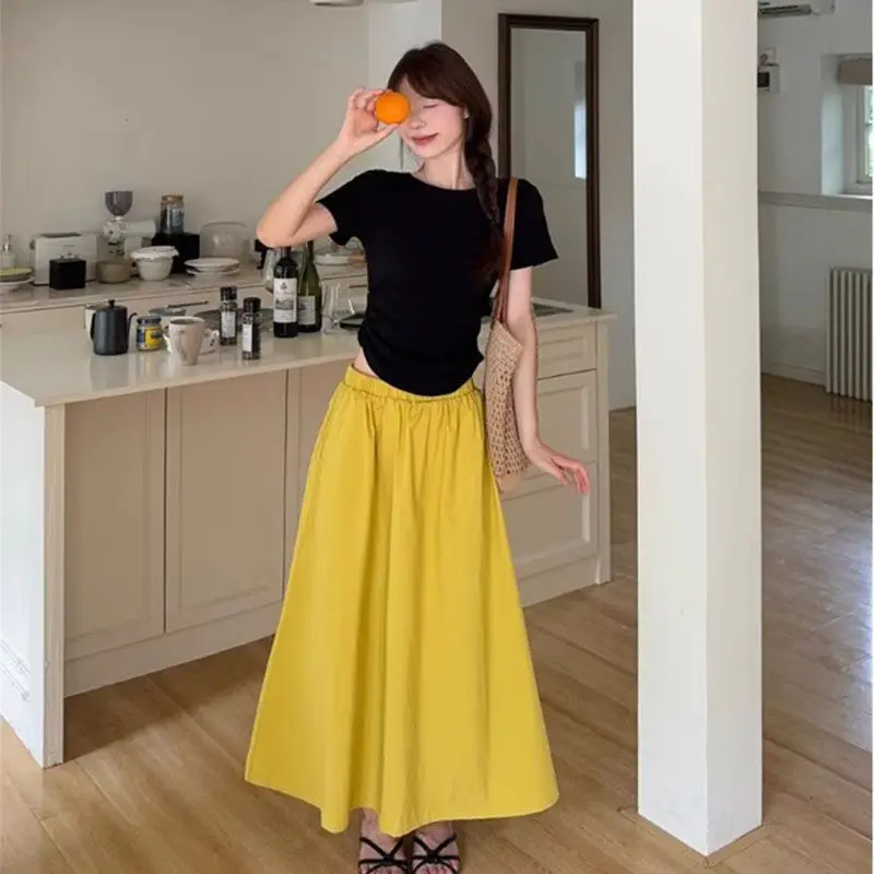 Gentle Bow Tie Strap Design T-shirt for Women's Summer New Short Sleeved Skirt Long Skirt Two-piece Set
Gentle Bow Tie Strap Design T-shirt for Women's Summer New Short Sleeved Skirt Long Skirt Two-piece Set
