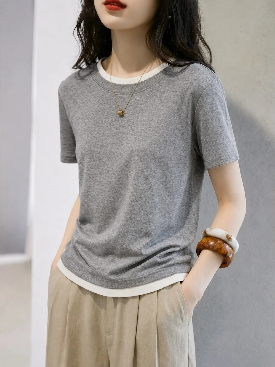 Korean Style round Neck Short Sleeve T-Shirt Color Block Design Fashionable Ageless Women's Top Commute Style Summer New Arrival
Korean Style round Neck Short Sleeve T-Shirt Color Block Design Fashionable Ageless Women's Top Commute Style Summer New Arrival