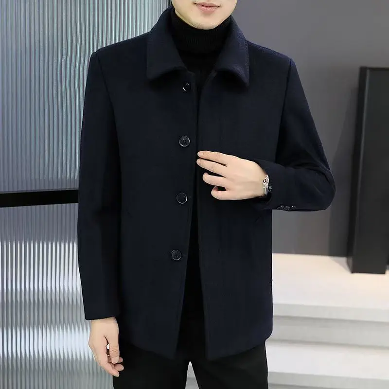 Мужская осенне-зимняя шерстяная куртка-ветровка с отложным воротником, утепленная, повседневная, модная, на флисовой подкладке, приталенного кроя, на одной пуговице
Мужская осенне-зимняя шерстяная куртка-ветровка с отложным воротником, утепленная, повседневная, модная, на флисовой подкладке, приталенного кроя, на одной пуговице