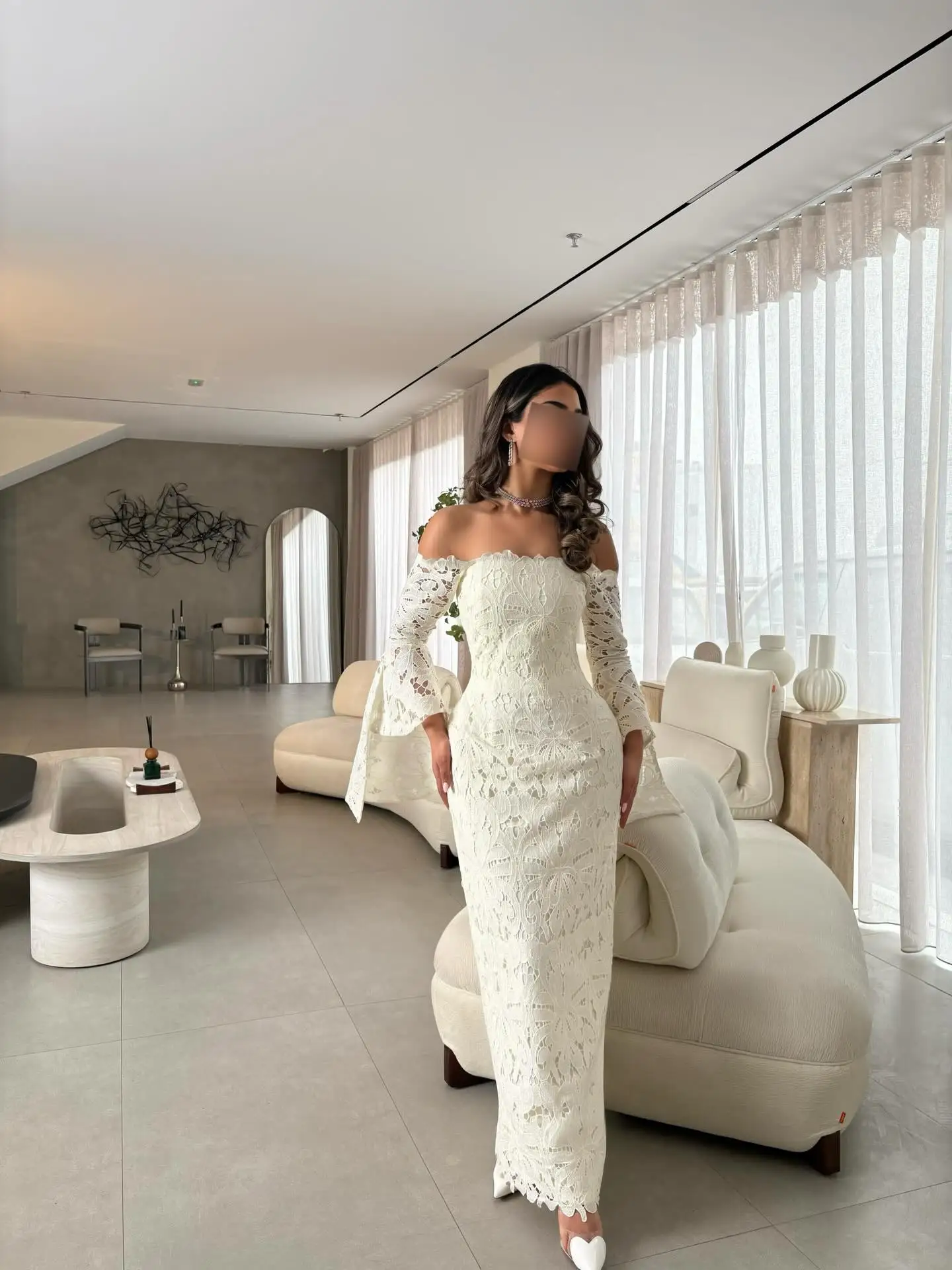 Aunber Elegant White Straight Prom Dresses Boat Neck Pleats Full of Lace Flare Long Sleeves Classic Occasion Gowns Customized
Aunber Elegant White Straight Prom Dresses Boat Neck Pleats Full of Lace Flare Long Sleeves Classic Occasion Gowns Customized