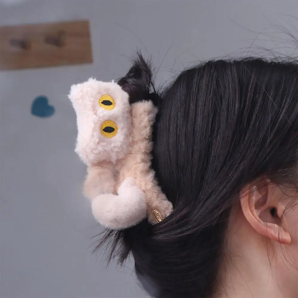 Fashion Grab Clip Plush Hair Claw kitten Cute Cat Hair Clip Headdress Girl Headwear Cute Hairpin Girl
Fashion Grab Clip Plush Hair Claw kitten Cute Cat Hair Clip Headdress Girl Headwear Cute Hairpin Girl
