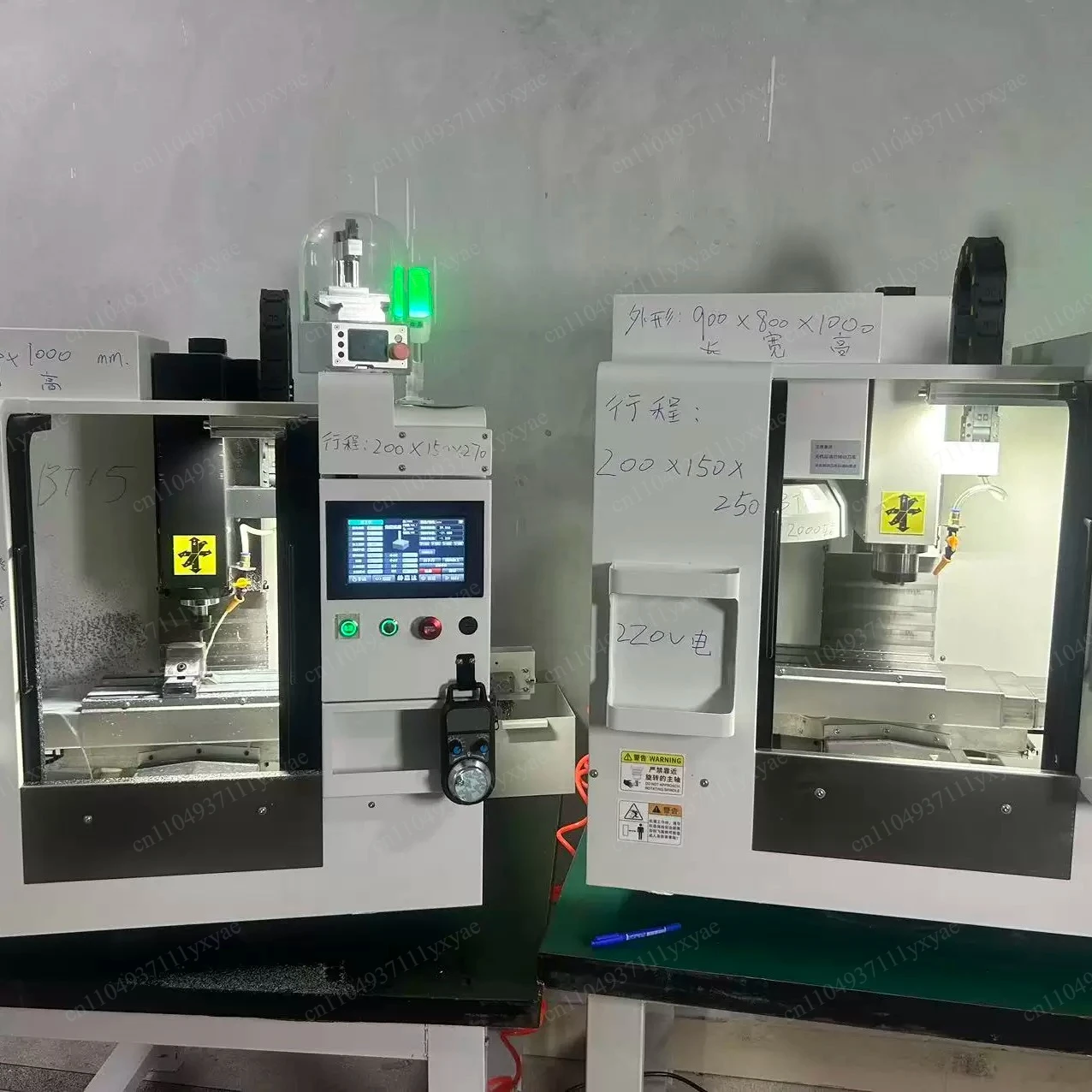 Machinery desktop machining center numerical control CN C milling machine engraving machine with sheet metal numerical control
Machinery desktop machining center numerical control CN C milling machine engraving machine with sheet metal numerical control