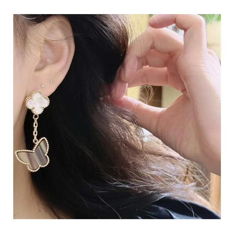 Maillard Fritillary Flower Butterfly Pendant Fringed Earrings French Elegant Exquisite Beauty Temperament Premium Earrings
Maillard Fritillary Flower Butterfly Pendant Fringed Earrings French Elegant Exquisite Beauty Temperament Premium Earrings