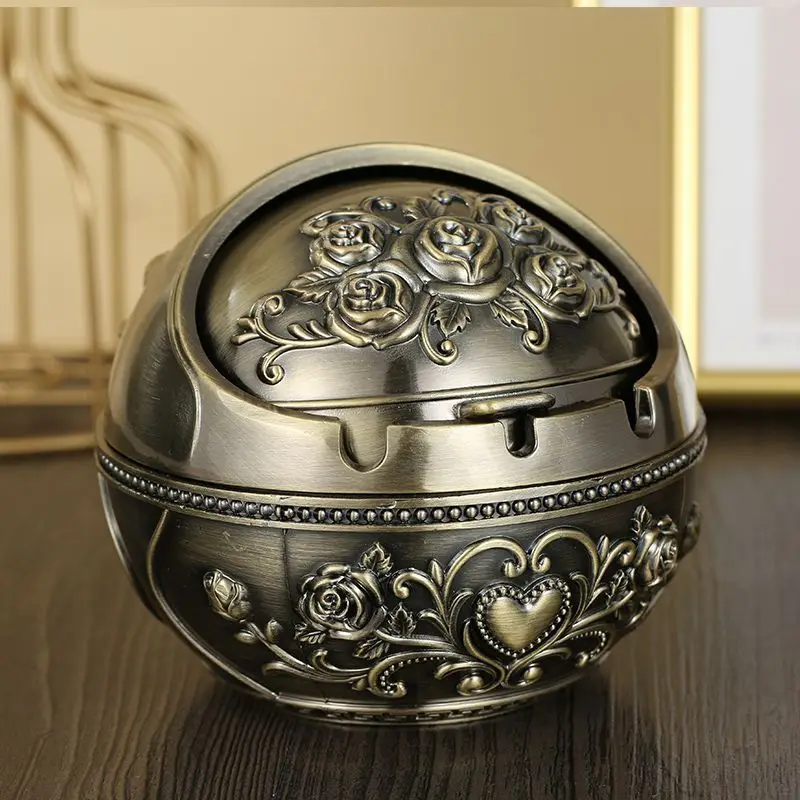 1pc Metal Ashtray, Smoking Windproof Vintage Lid Ornament, Vintage Cigarette Metal Decoration,Portable Home Decor Ashtrays
1pc Metal Ashtray, Smoking Windproof Vintage Lid Ornament, Vintage Cigarette Metal Decoration,Portable Home Decor Ashtrays