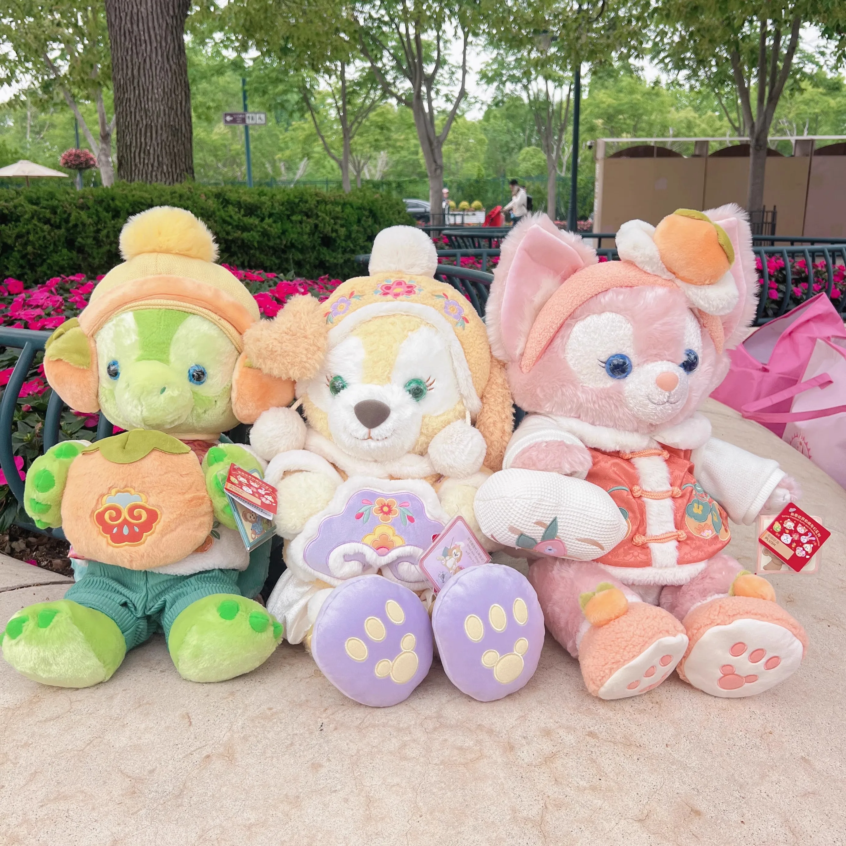 Shanghai Disney Large-sized Plush Souvenir - 2025 Spring Festival Edition Olu, LinaBell, and CookieAnn Plush Toys, Perfect Gifts
Shanghai Disney Large-sized Plush Souvenir - 2025 Spring Festival Edition Olu, LinaBell, and CookieAnn Plush Toys, Perfect Gifts