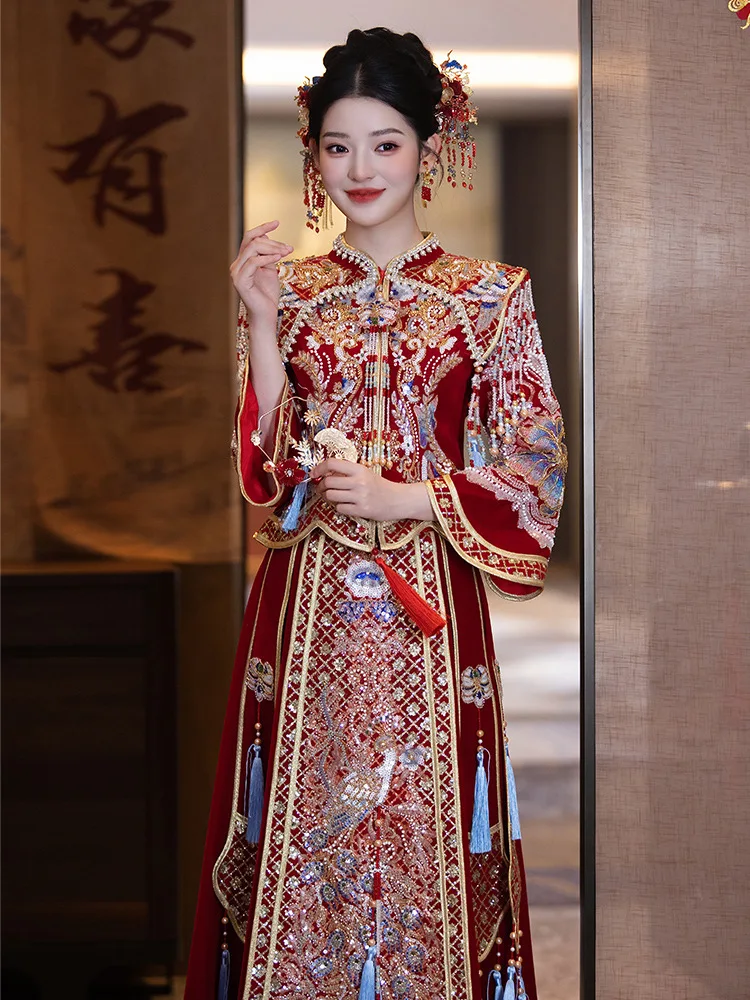 Костюм Xiuhe, традиционное свадебное красное платье в древнем Китае, женское платье династии Мин, свадебный халат ханьфу 
Костюм Xiuhe, традиционное свадебное красное платье в древнем Китае, женское платье династии Мин, свадебный халат ханьфу