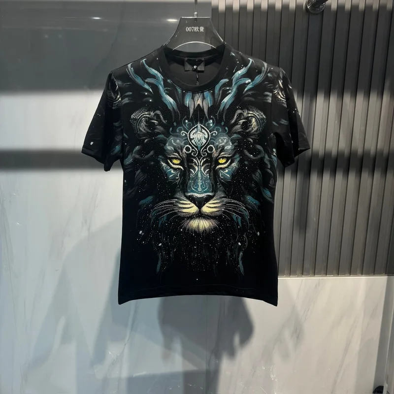 Summer 2025 new styles of men's clothing from Europe and America Short sleeve Hot diamond vintage animal print T-shirt
Summer 2025 new styles of men's clothing from Europe and America Short sleeve Hot diamond vintage animal print T-shirt
