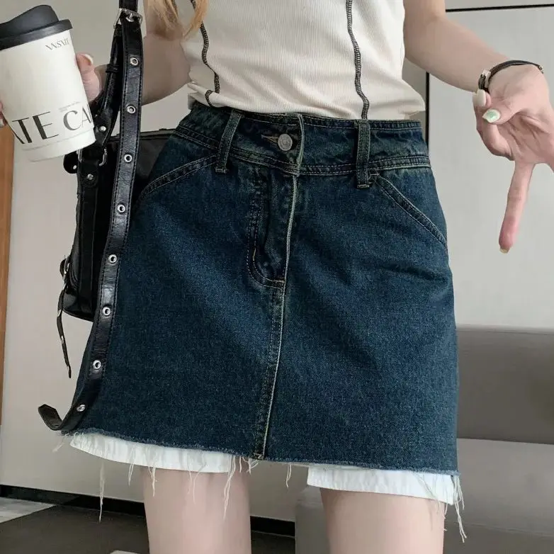 Retro washed slim denim skirt for women autumn design irregular high waist slim short skirt
Retro washed slim denim skirt for women autumn design irregular high waist slim short skirt