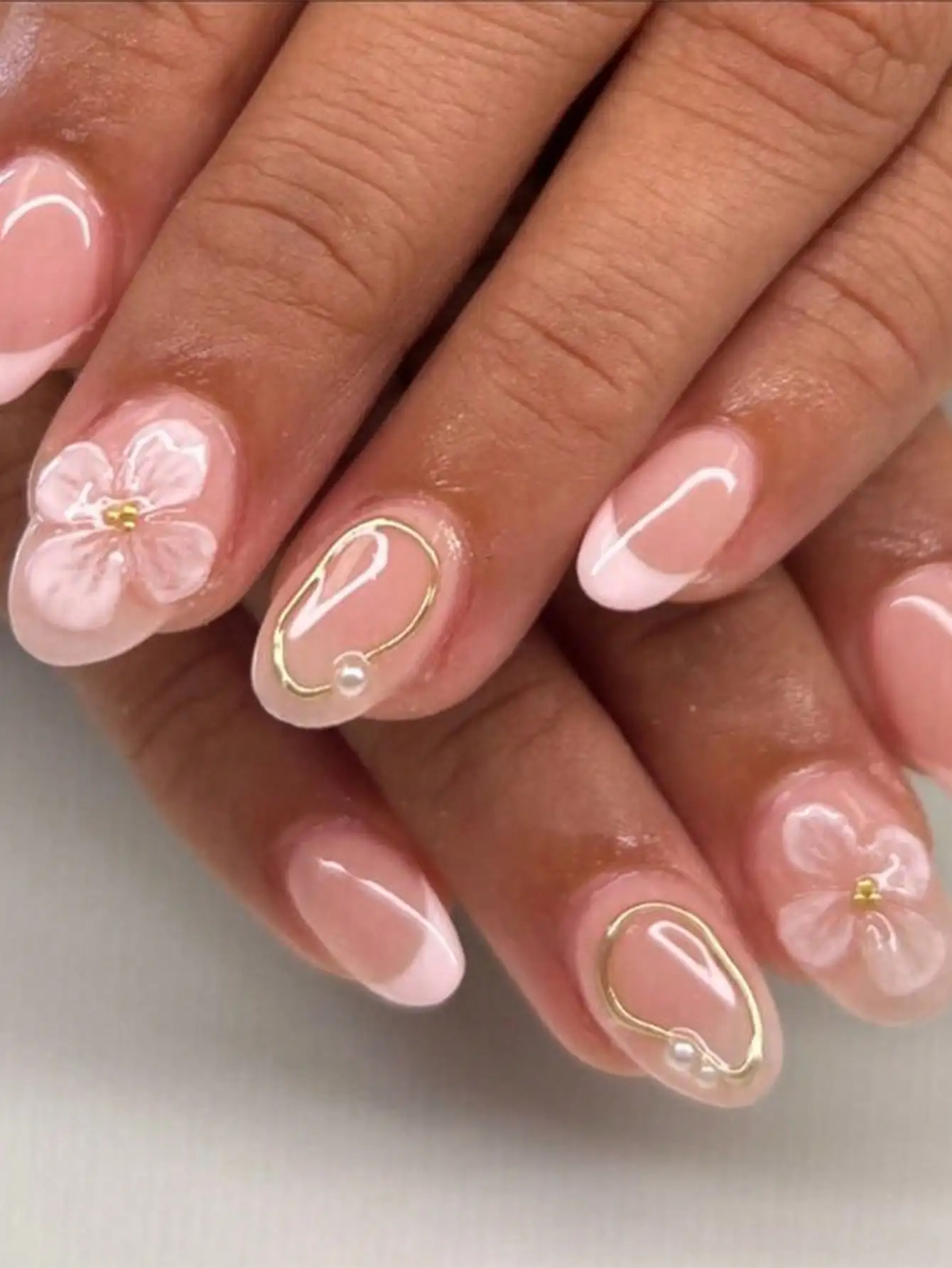 24pcs Short Oval 3D Gel Nail Stickers, Create Pearl Flower Nail Art Design, French Acrylic Press-On Nails, Short Size Perfectly Fit False Nails Set, Includes: 1pc Jelly Gel And 1pc Nail File, Short Nails And Summer Nails Will Make Your Fingertips Shine, S
24pcs Short Oval 3D Gel Nail Stickers, Create Pearl Flower Nail Art Design, French Acrylic Press-On Nails, Short Size Perfectly Fit False Nails Set, Includes: 1pc Jelly Gel And 1pc Nail File, Short Nails And Summer Nails Will Make Your Fingertips Shine, S