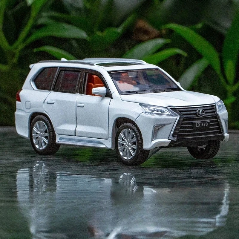 1:32 Lexus LX570 SUV Alloy Car Model Diecast Metal Toy Vehicles Pull Back with Sound and Light Collection Children's Gifts Minia
1:32 Lexus LX570 SUV Alloy Car Model Diecast Metal Toy Vehicles Pull Back with Sound and Light Collection Children's Gifts Minia