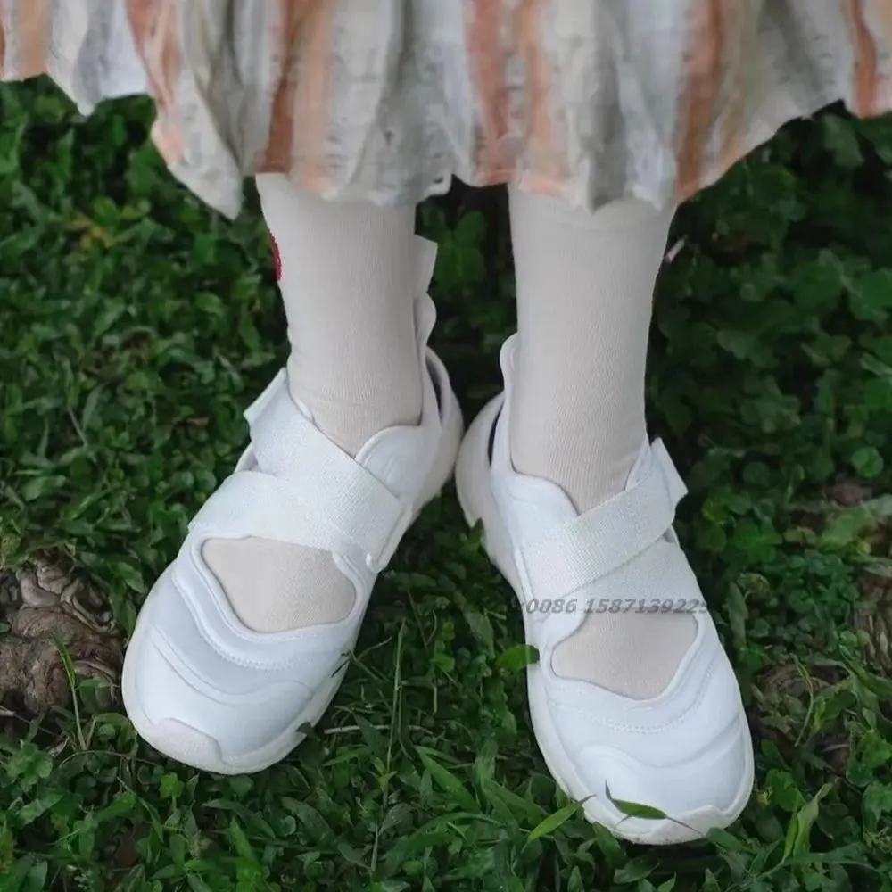Round Toe Height Increasing Hollow Out Patchwork Mary Janes Hook and Loop Shallow Pumps Solid Casual Big Size Women Shoes Summer
Round Toe Height Increasing Hollow Out Patchwork Mary Janes Hook and Loop Shallow Pumps Solid Casual Big Size Women Shoes Summer