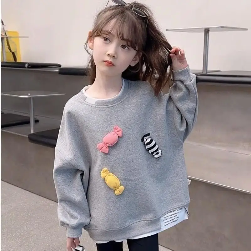 Trendy Tops for Girls Spring Autumn Long Sleeved Loose Three-Dimensional Candy Decoration Pure Color Pullover Children Clothing
Trendy Tops for Girls Spring Autumn Long Sleeved Loose Three-Dimensional Candy Decoration Pure Color Pullover Children Clothing