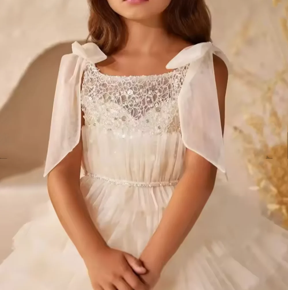 Customized Flower Girl Dress For Wedding Knee Length Tulle Puffy Applique Kids Birthday Party First Communion Ball Gowns
Customized Flower Girl Dress For Wedding Knee Length Tulle Puffy Applique Kids Birthday Party First Communion Ball Gowns