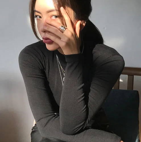 Женская базовая кофта с высоким воротником и длинными рукавами Bla High Collar Thi Long Sve Slim Fit, модель TI683, для повседневной носки, из полиэстеровой смеси, весенняя, стандартной длины.
Женская базовая кофта с высоким воротником и длинными рукавами Bla High Collar Thi Long Sve Slim Fit, модель TI683, для повседневной носки, из полиэстеровой смеси, весенняя, стандартной длины.