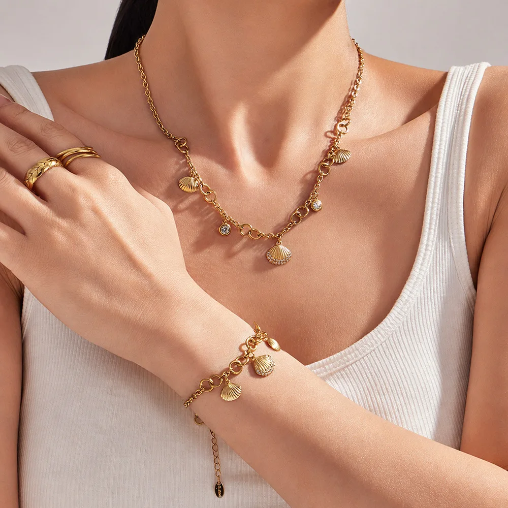 Stainless Steel Gold Plated Zircon Shell Pendant Necklace & Bracelet Set for Women Girls Party Beach Jewelry Gift Elegant Charm
Stainless Steel Gold Plated Zircon Shell Pendant Necklace & Bracelet Set for Women Girls Party Beach Jewelry Gift Elegant Charm