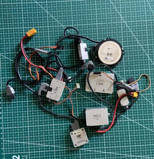 MG1 flight control multi-rotor A2 firmware LED PMU module Compatible for DJI multi-axis Agriculture Drone Sprayer controller
MG1 flight control multi-rotor A2 firmware LED PMU module Compatible for DJI multi-axis Agriculture Drone Sprayer controller