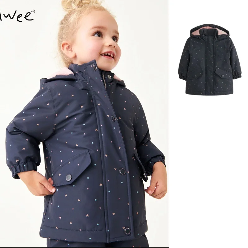 Girls' Cotton Coat 2025 Winter New Print Fashionable Thick Warm Children's Windbreaker Pure Cotton Windproof Girl Hooded Jacket
Girls' Cotton Coat 2025 Winter New Print Fashionable Thick Warm Children's Windbreaker Pure Cotton Windproof Girl Hooded Jacket