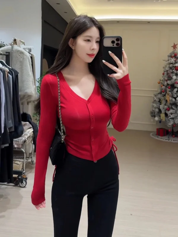 plus Size Women's Red V-Ne Long Sve T-irt Button up Base Layer Top Korean Sle Slim Fit Winter Commute Faion
plus Size Women's Red V-Ne Long Sve T-irt Button up Base Layer Top Korean Sle Slim Fit Winter Commute Faion