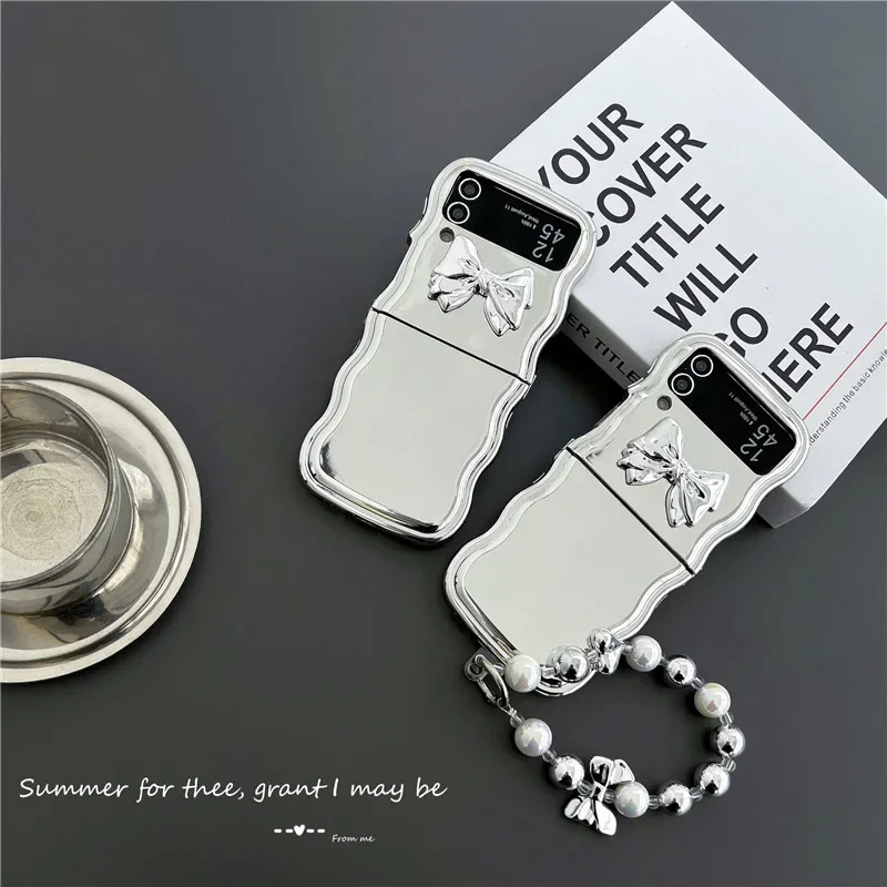 Bowknot Electroplated Phone Case for Samsung Galaxy Z Flip 6 5 4 3 Protective Back Cover for ZFlip4 ZFlip5 ZFlip6 Case Shell
Bowknot Electroplated Phone Case for Samsung Galaxy Z Flip 6 5 4 3 Protective Back Cover for ZFlip4 ZFlip5 ZFlip6 Case Shell