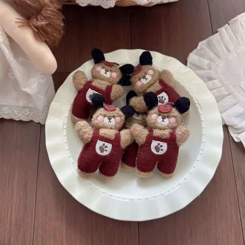 Cartoon Bear Felt Wool Bag Charm Hair Accessory for Winter Fall Clothing Embellishment DIY Sewing Cute Soft
Cartoon Bear Felt Wool Bag Charm Hair Accessory for Winter Fall Clothing Embellishment DIY Sewing Cute Soft