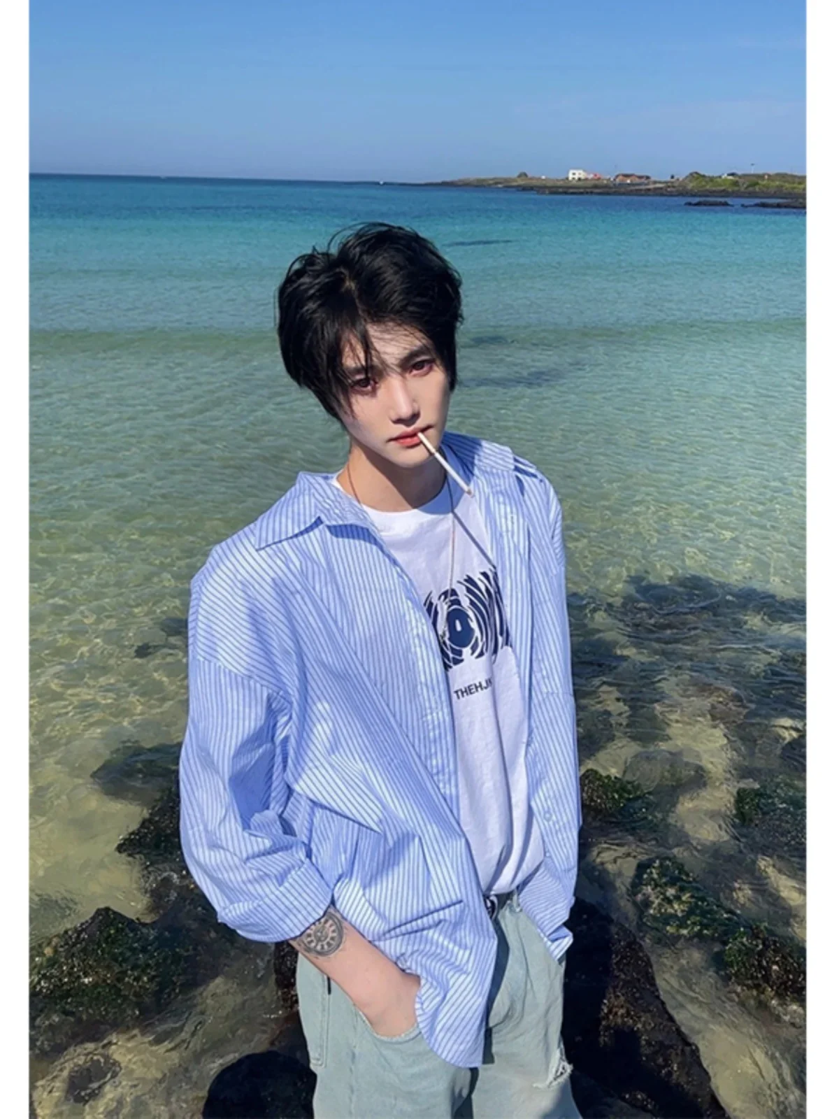 Summer Thin Sun Protection irt for Men Beach Sle Long Sve Loose Fit Faionable Korean Version Blue Striped Casual irt
Summer Thin Sun Protection irt for Men Beach Sle Long Sve Loose Fit Faionable Korean Version Blue Striped Casual irt