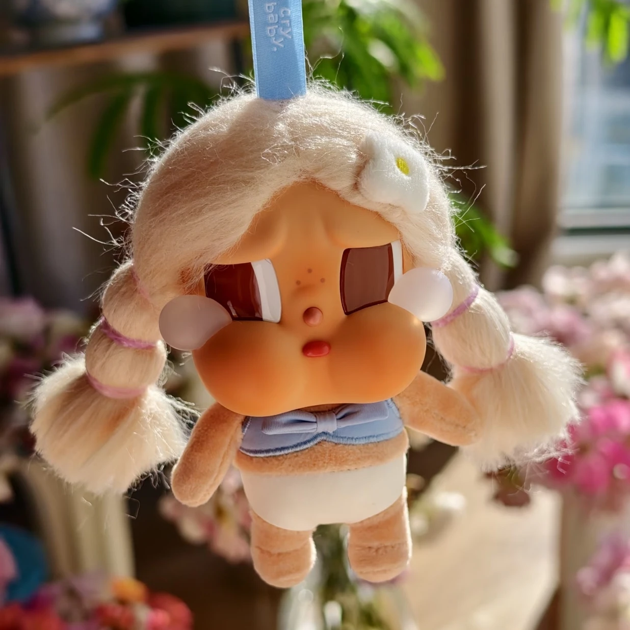 Genuine Pop Mart Crybaby Vacation Mode On Series Vinyl Blind Box Mystery Box Toys Backpack Key Car Pendant Decoration Girls Gift
Genuine Pop Mart Crybaby Vacation Mode On Series Vinyl Blind Box Mystery Box Toys Backpack Key Car Pendant Decoration Girls Gift